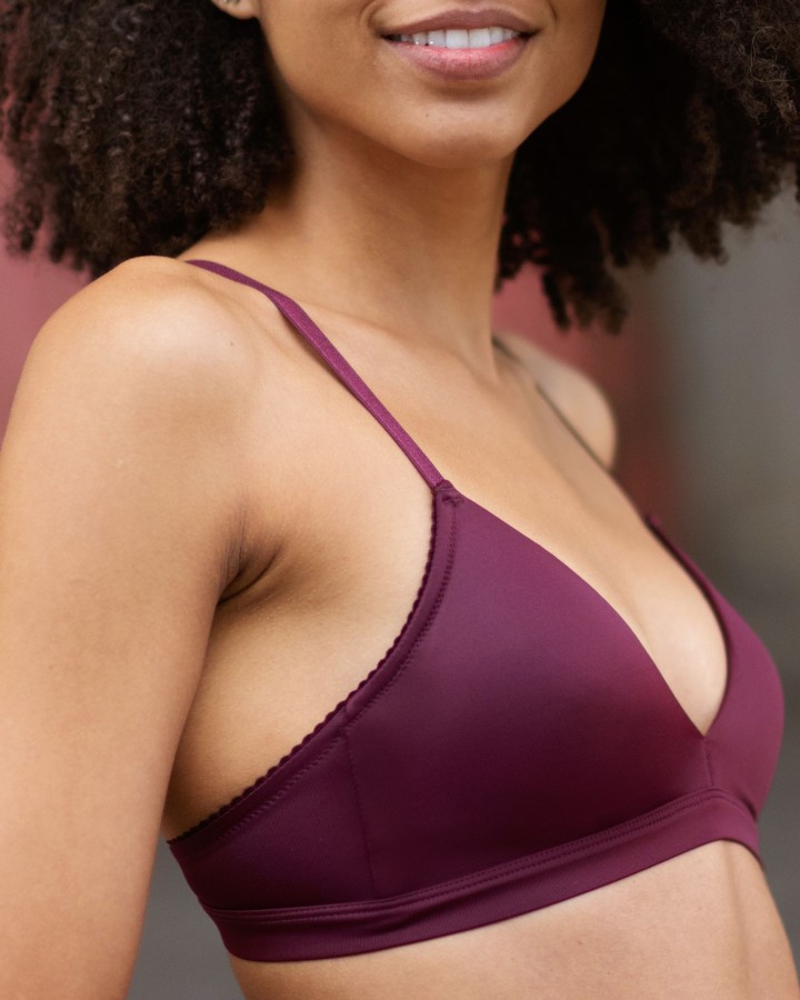 Luana triangle bra burgundy for small busts details