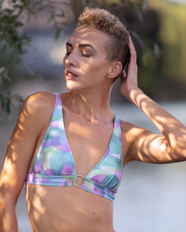 kelani-bikini-top-aquarelle-petite-poitrine