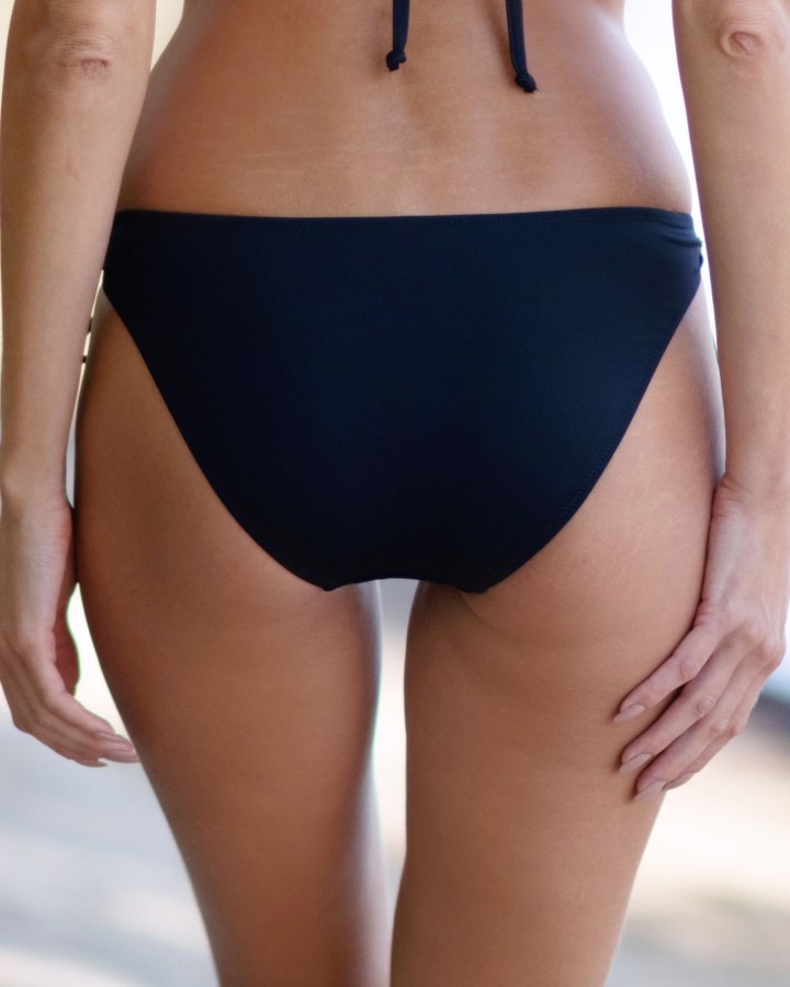 Maliana Bikini schwarz für kleine Cups AAA–AA | Leilani Lingerie